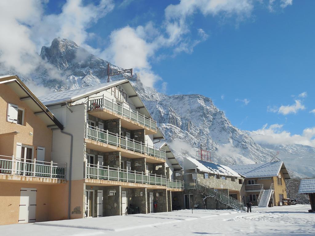 Hotel Restaurant Lancheton Saint-Julien-Mont-Denis Esterno foto