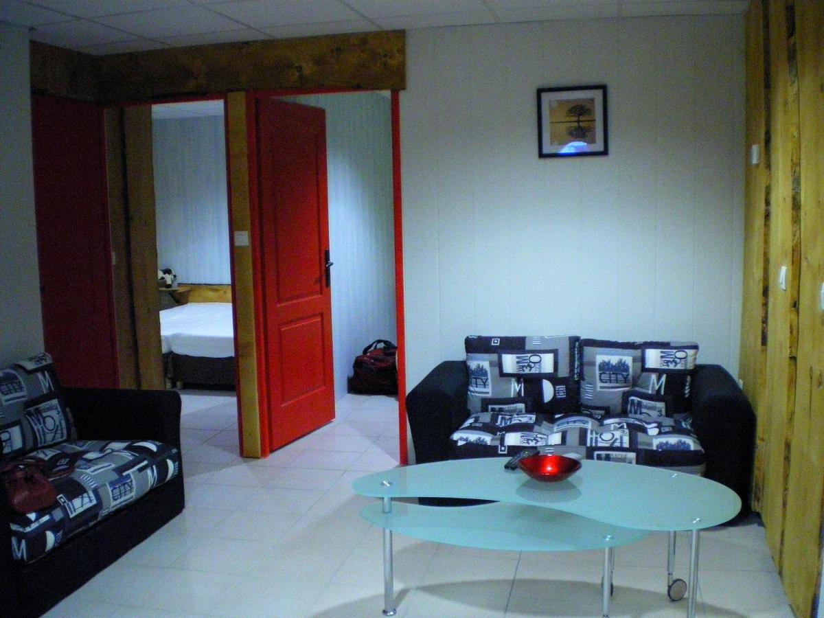 Hotel Restaurant Lancheton Saint-Julien-Mont-Denis Esterno foto