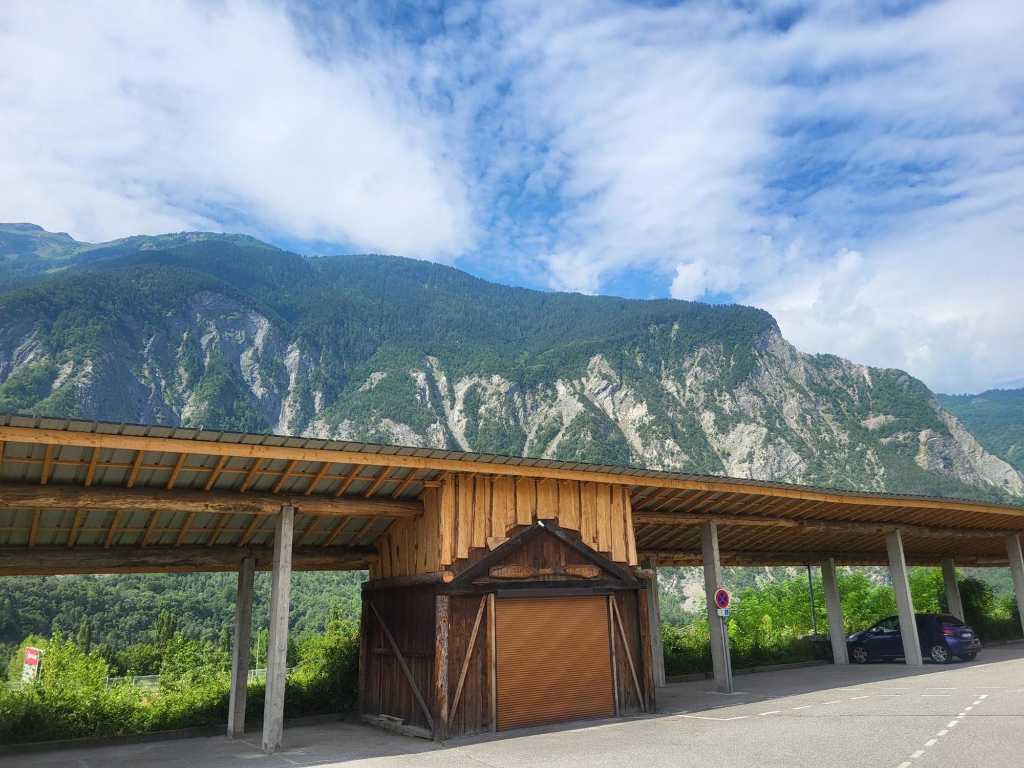 Hotel Restaurant Lancheton Saint-Julien-Mont-Denis Esterno foto