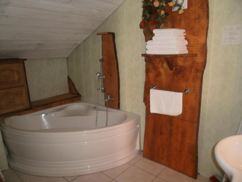 Hotel Restaurant Lancheton Saint-Julien-Mont-Denis Camera foto